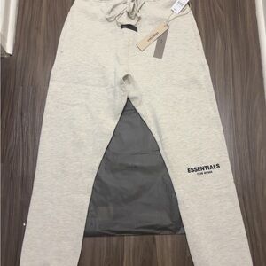 Fear of God Essentials Pants Light Oatmeal S